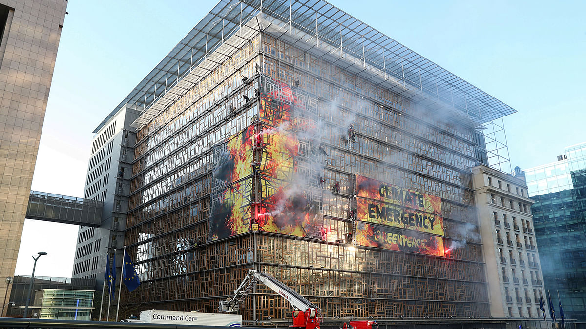 A general view of the EU Council headquarters, during a Greenpeace protest, ahead of an EU leaders summit in Brussels, Belgium on 12 December 2019. Photo: Reuters