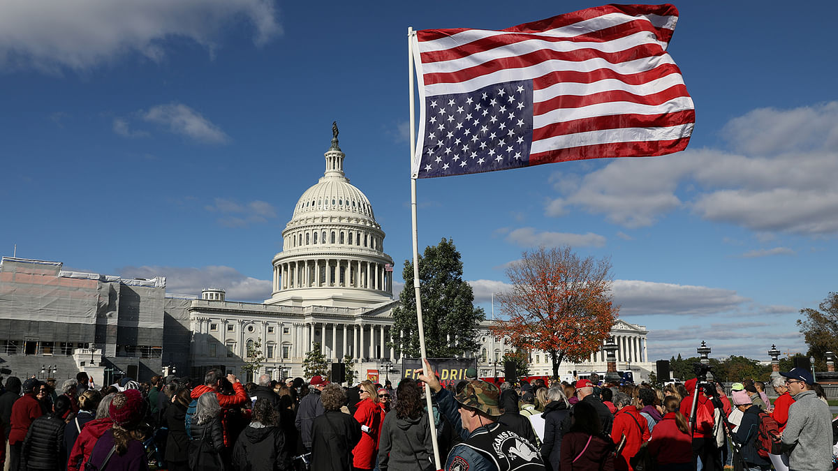 Activists hold a ‘Fire Drill Fridays’ climate change protest outside the US Capitol in Washington, US, 1 November 2019. Photo: Reuters