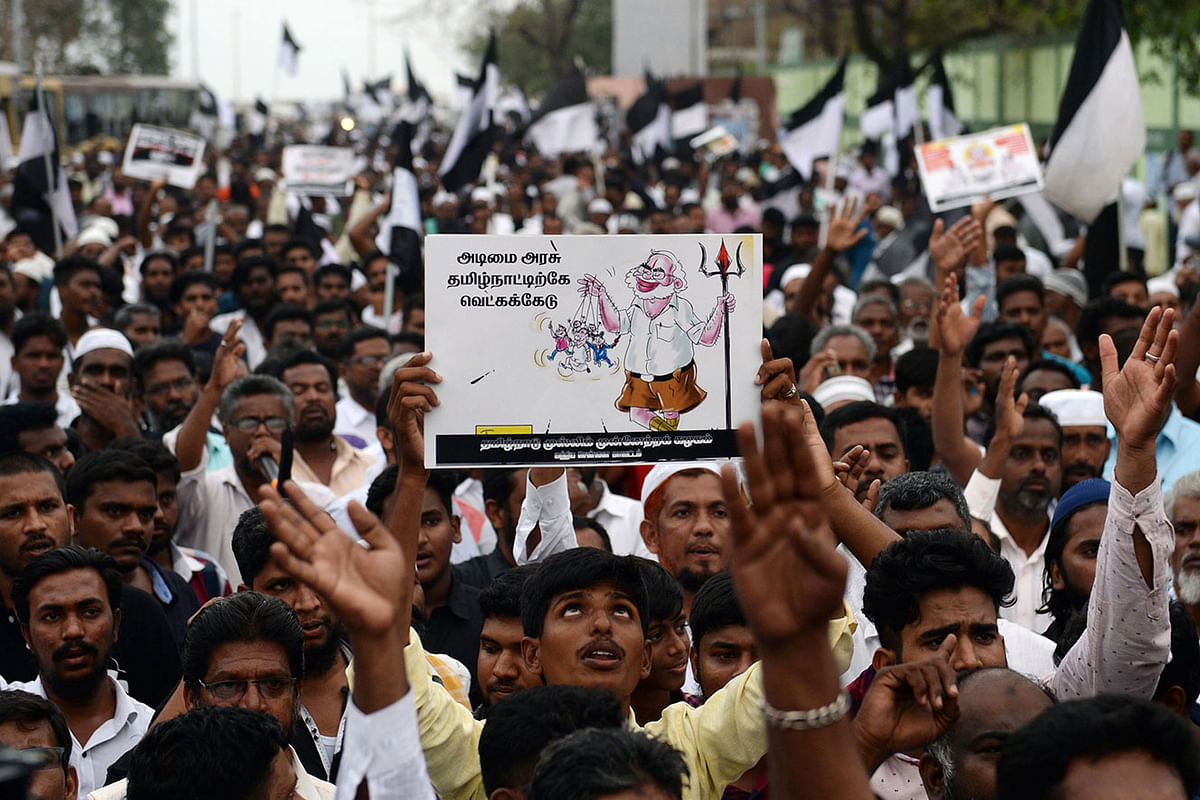 Protesters take part in a demonstration against India`s new citizenship law in Chennai on 18 December 2019. Indian authorities banned large gatherings in parts of the capital on 18 December as they stepped up efforts to contain a week of nationwide protests against a citizenship law seen as discriminating against Muslims. Photo: AFP