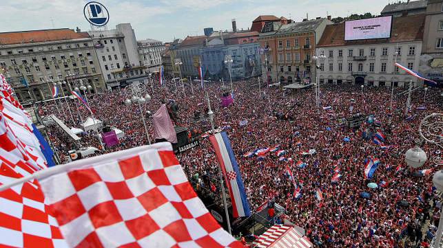 People gather for a `heroes` welcome` in tribute to Croatian national football team, after reaching the final at the Russia 2018 World Cup, at the Bana Jelacica Square in Zagreb, on 16 July, 2018. Photo: AFP