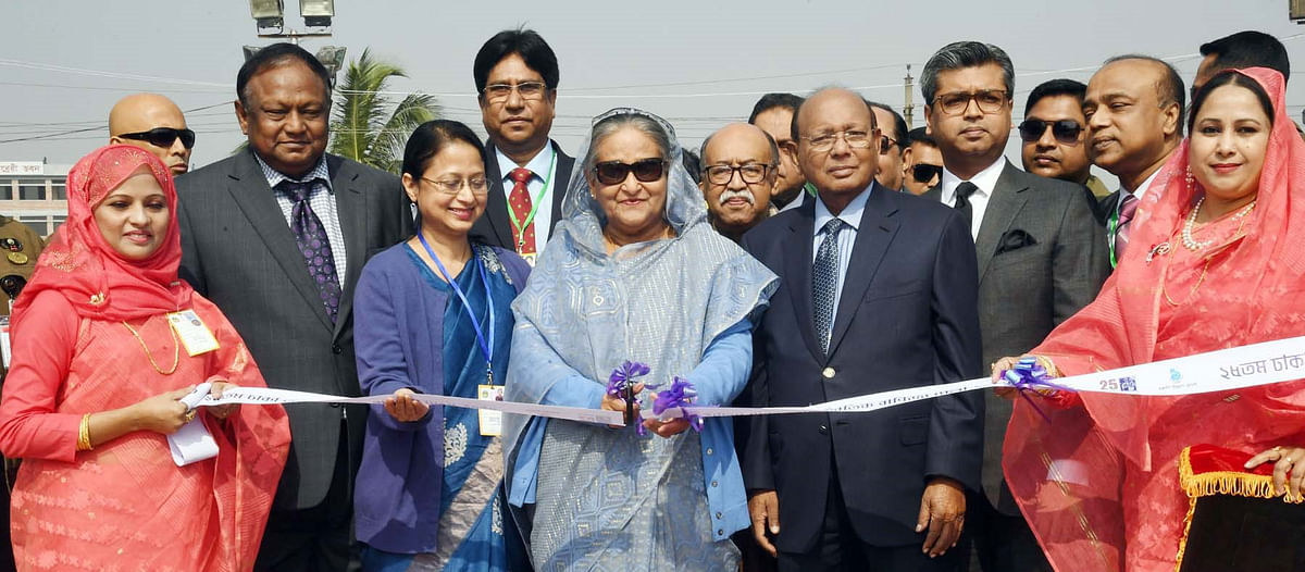 Prime minister Sheikh Hasina inaugurates the month-long 25th Dhaka International Trade Fair (DITF)-2020 at Bangabandhu International Conference Centre (BICC) at Sher-e-Bangla Nagar, Dhaka on 1 January 2020. Photo: PID