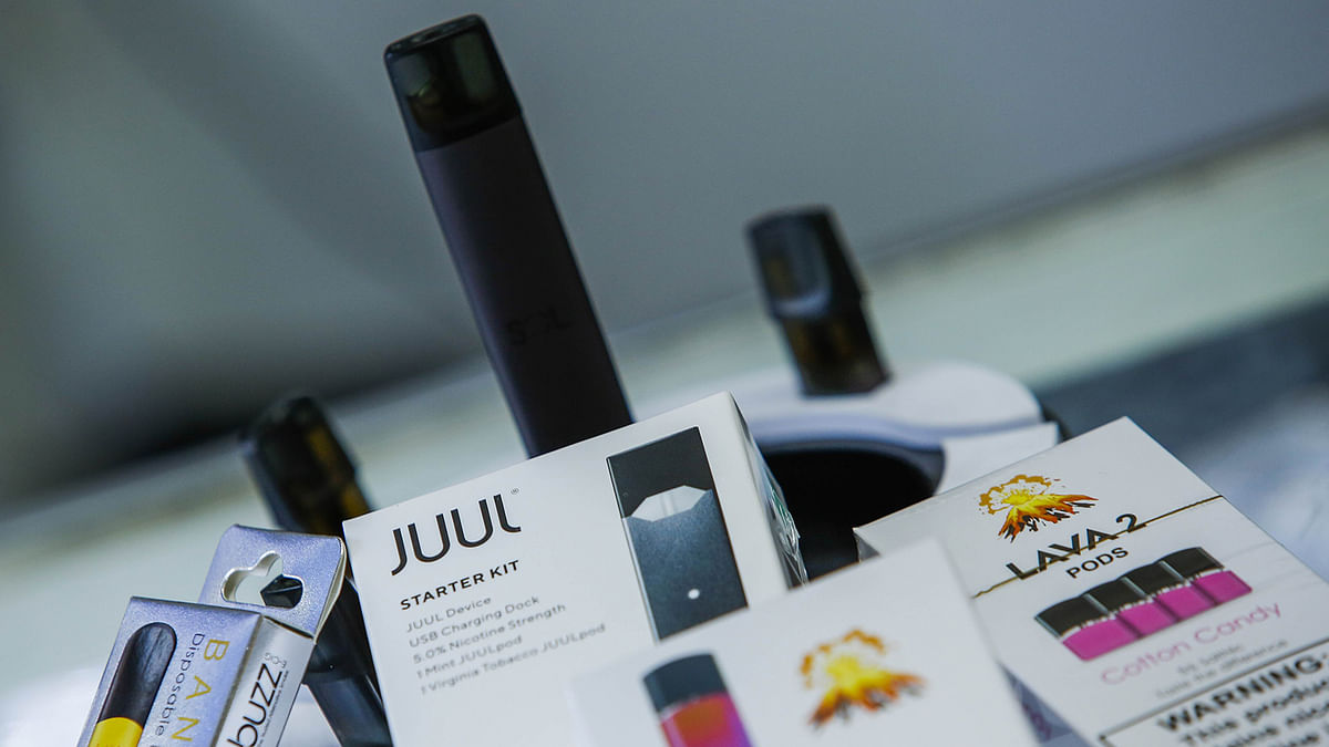 E-cigarettes devices are display in a local store on 2 January in Jersey City, New Jersey. Photo: AFP