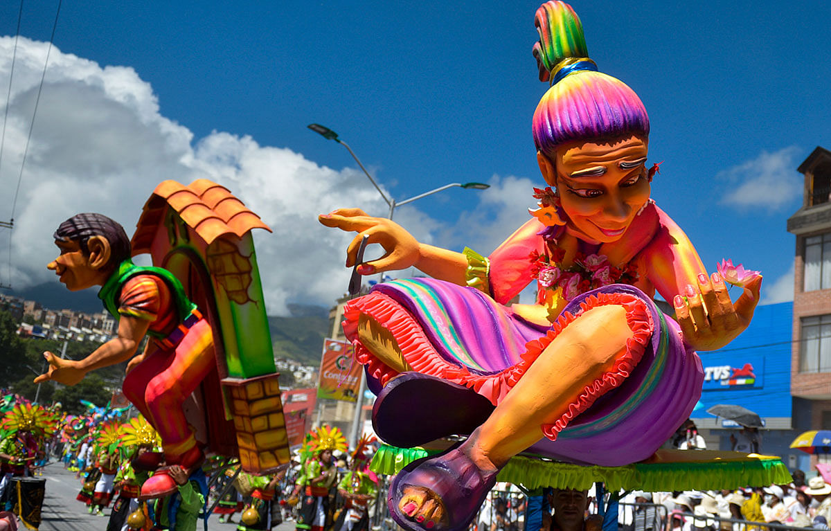 Floats take part in the `White Day` parade, on 6 January 2020, during the Carnival of Blacks and Whites in Pasto, Colombia, the largest festivity in the south-western region of the country. The Black and White carnival has its origins in a mix of Andean, Amazonian and Pacific cultural expressions. Photo: AFP