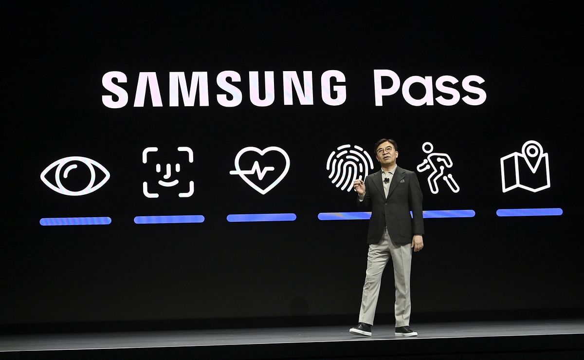 Samsung Electric President and CEO of Consumer Electronics Division HS Kim speaks during a Samsung press event for CES 2020 at the Mandalay Bay Convention Center on 6 January in Las Vegas, Nevada. Photo: AFP