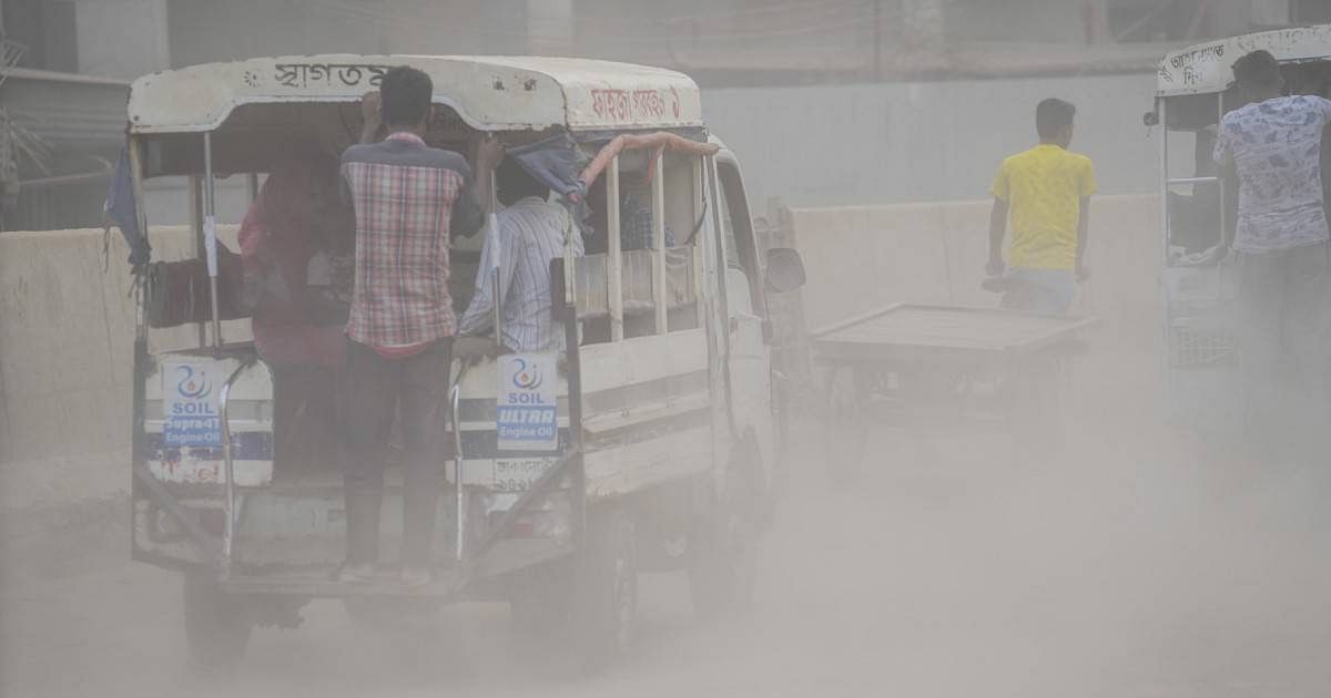 Dhaka air quality ranks third worst in the morning of 19 January 2020. UNB File Photo