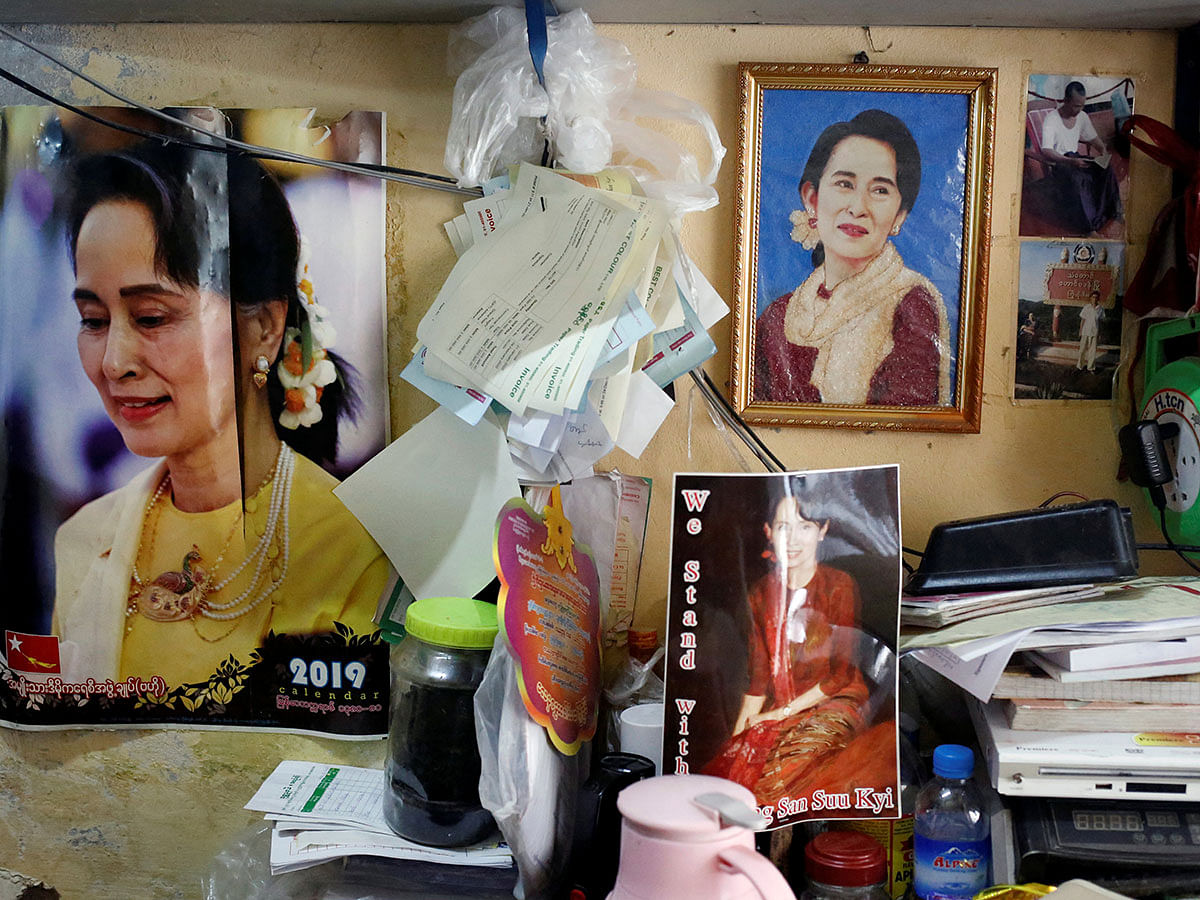 Photos of Myanmar State Counselor Aung San Suu Kyi are seen in a shop in Yangon, Myanmar, on 23 January 2020. Photo: Reuters