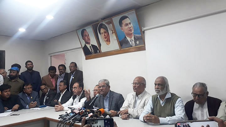 Bangladesh Nationalist Party secretary general Mirza Fakhrul Islam Alamgir addresses a media conference at the party’s Naya Paltan central office, Dhaka on 1 February 2020. Photo: Prothom Alo