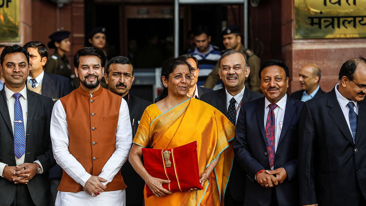 India`s finance minister Nirmala Sitharaman holds budget papers during a photo opportunity as she leaves her office to present the federal budget in the parliament in New Delhi, India, on 1 February 2020. Photo: Reuters