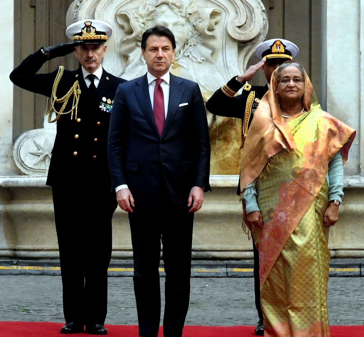 Prime minister Sheikh Hasina was given guard of honour at Palazzo Chigi, the official residence of the Italian prime minister, in Rome, Italy on 5 February 2020. Photo: PID