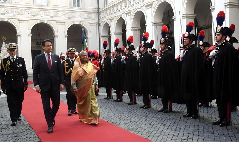 Prime minister Sheikh Hasina was given guard of honour at Palazzo Chigi, the official residence of the Italian prime minister, in Rome, Italy on 5 February 2020. Photo: PID