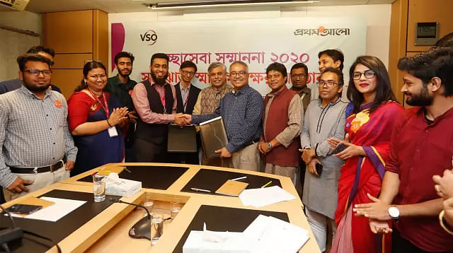 VSO-Prothom Alo deal signed on Monday. Photo: Sajid Hossain