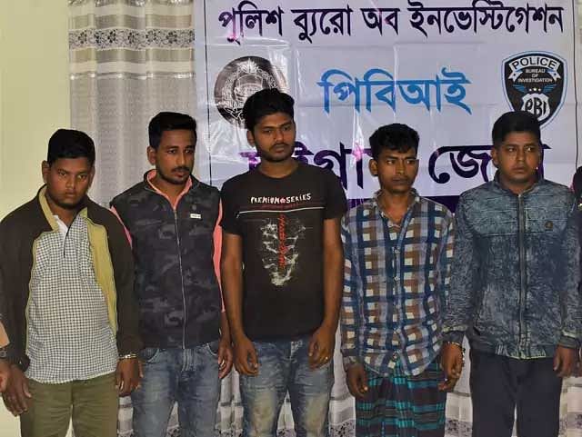 The PBI arrested five accused in the murder case of Ayub gang chief of Rangunia. Photo: Collected