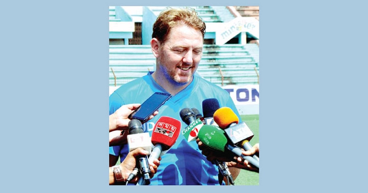 The British coach of Bangladesh national football team Jamie Day will arrive Dhaka on Thursday afternoon after spending two weeks in United Kingdom (UK) with family and for visa purpose. Photo: UNB