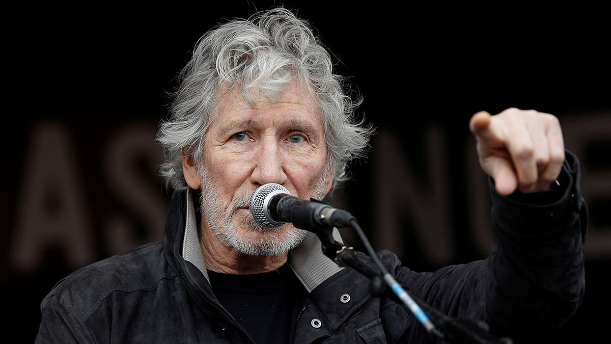Singer Roger Waters speaks during a protest against the extradition of Julian Assange, at the Parliament Square in London, Britain on 22 February. Photo: Reuters