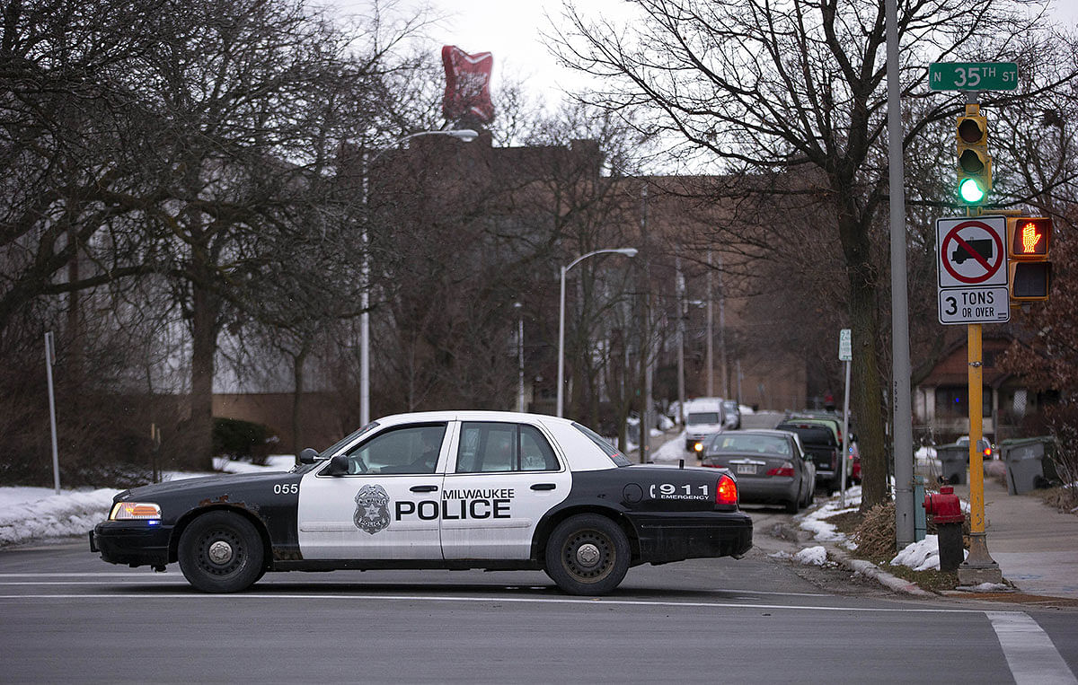 Milwaukee police work the scene of a shooting at the Molson Coors Brewing Co. campus on 26 February 2020 in Milwaukee, Wisconsin. Photo: AFP