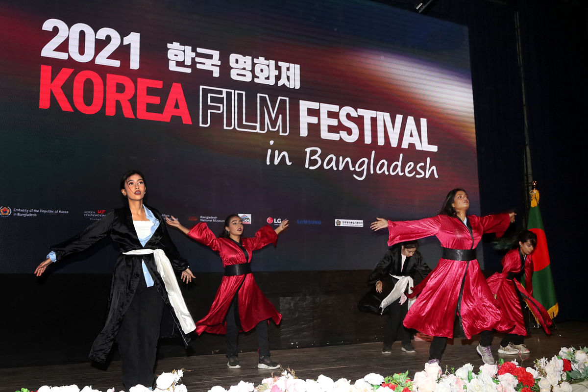 Korean film and tourism festival ends in all splendour | Prothom Alo