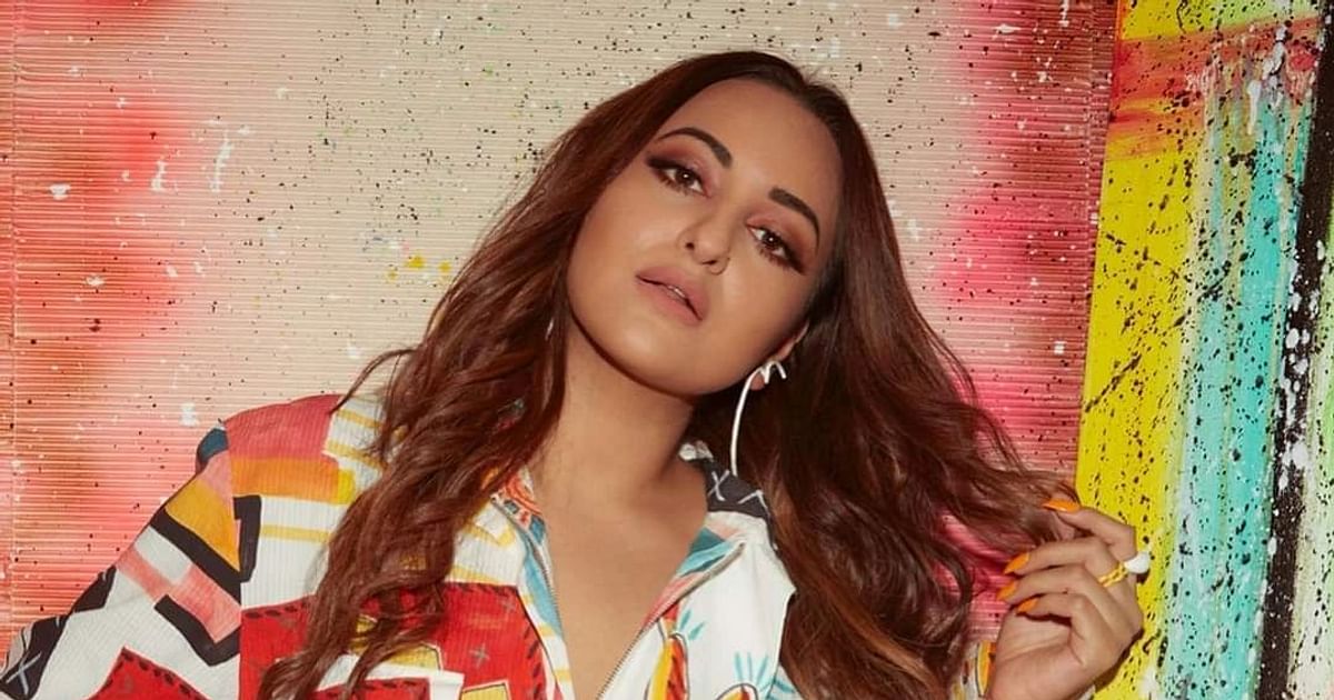 Sonakshi Sinha Slays The Chic Look In Her Recent Pictures Prothom Alo