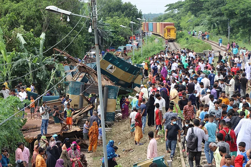 3 Railway Officials Suspended Following Train Accident In Bhairab ...