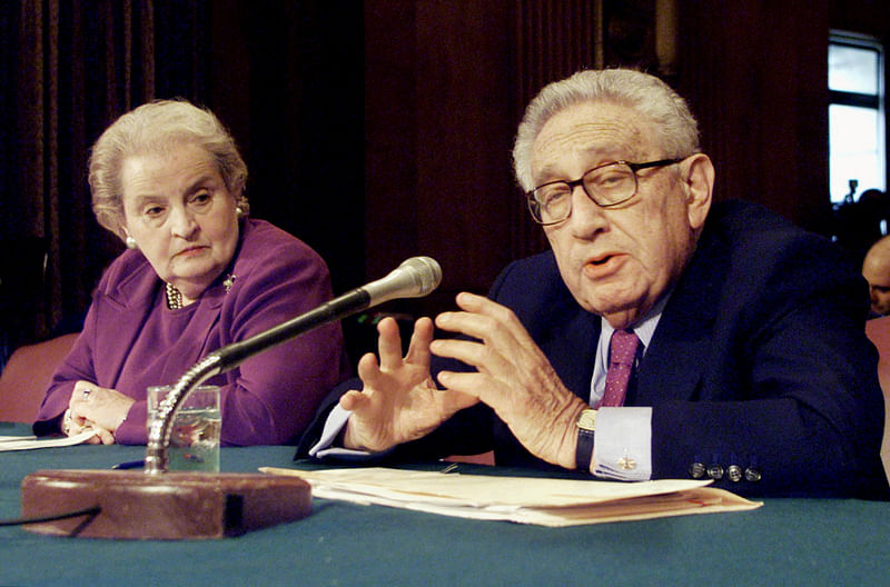 Henry Kissinger, American Diplomat And Nobel Winner, Dies At 100 - A ...