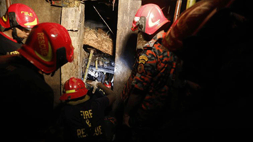 1 Killed In Old Dhaka Building Collapse Prothom Alo