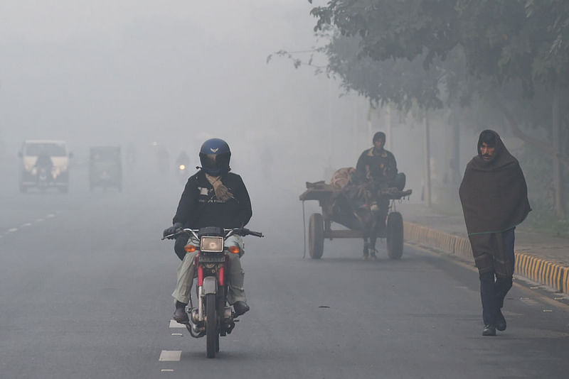 How Pakistanis Fight Back Against Smog | Prothom Alo